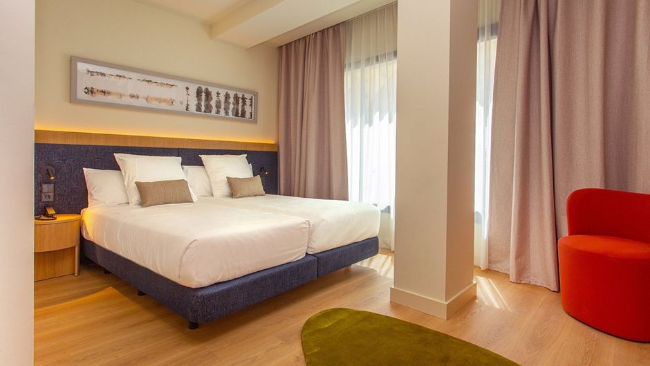 Ocean Drive Sevilla Room