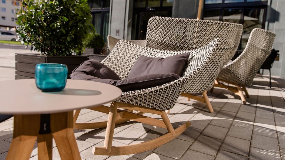Motel One Freiburg Exterior