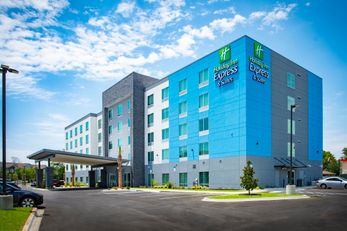 Holiday Inn Express Pensacola Arpt North