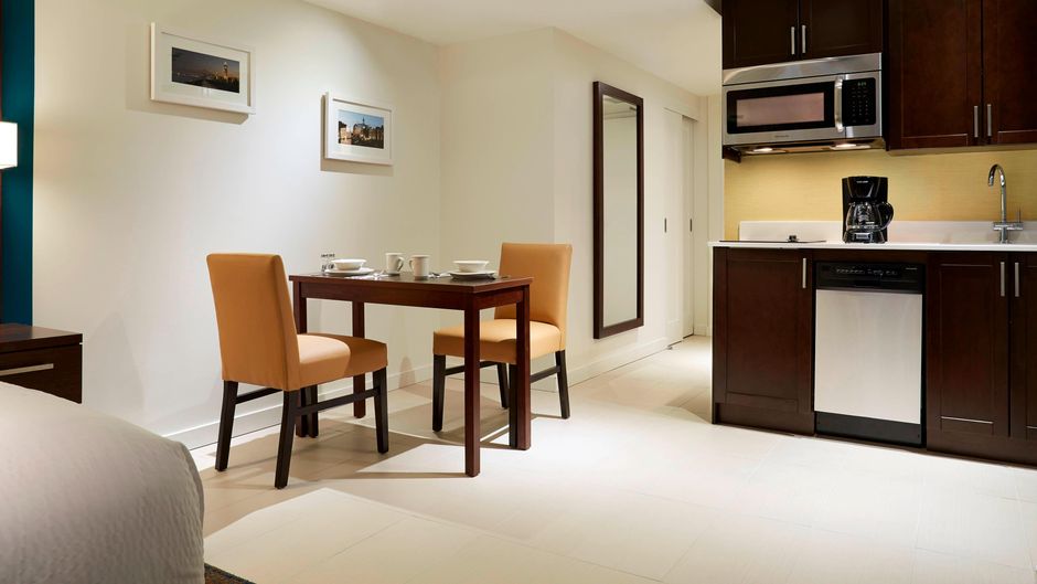 Residence-Inn by Marriott Montreal Suite