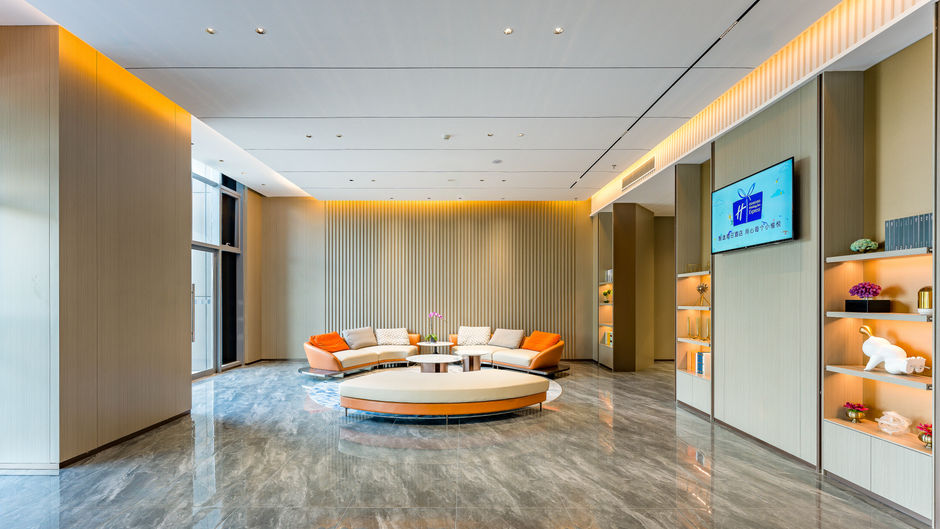 Holiday Inn Express Qidong Economic Zone Exterior