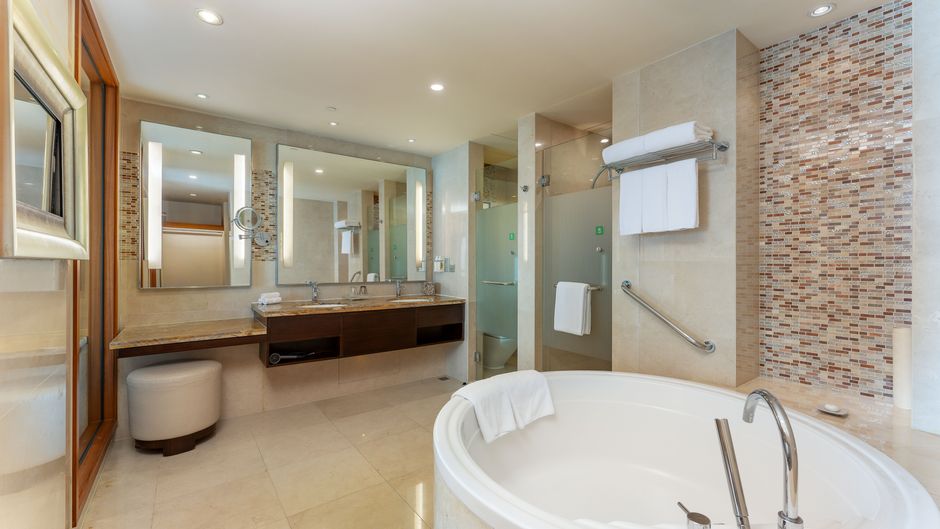 Holiday Inn Shanghai Pudong Kangqiao Room