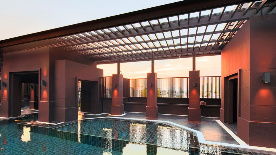 Marriott Executive Apartments Bangkok Pool