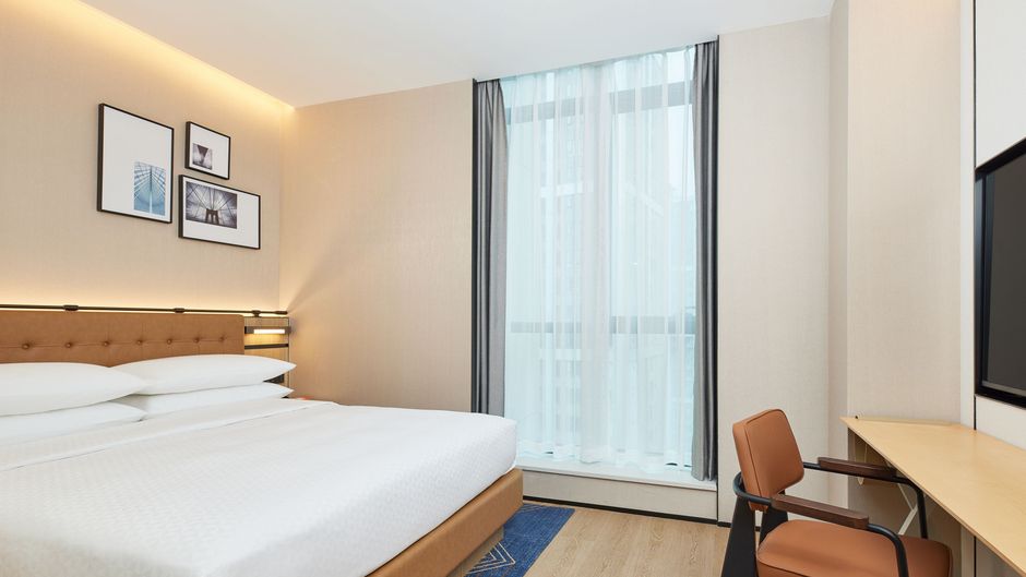 Four Points by Sheraton High-Tech Zone Room