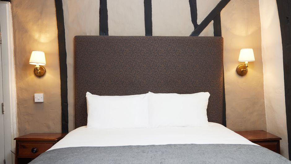Bull Hotel Halstead Room