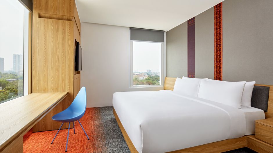 Aloft South Jakarta Room