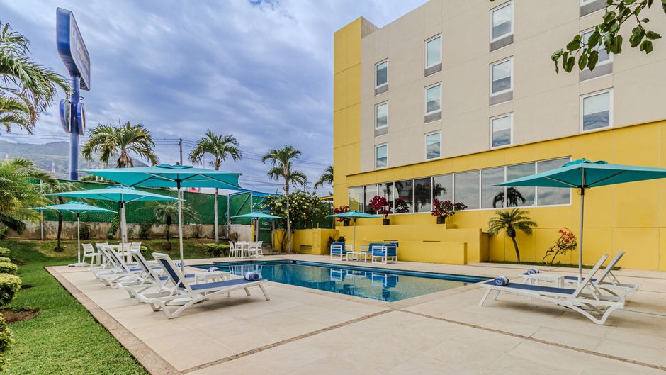 City Express by Marriott Pool