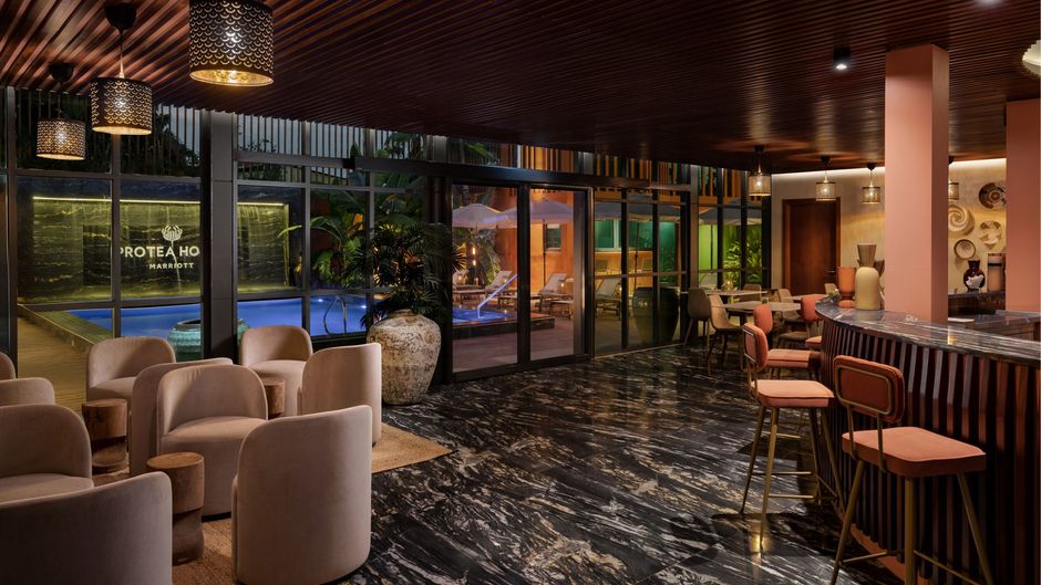 Protea Hotel Luanda Lobby