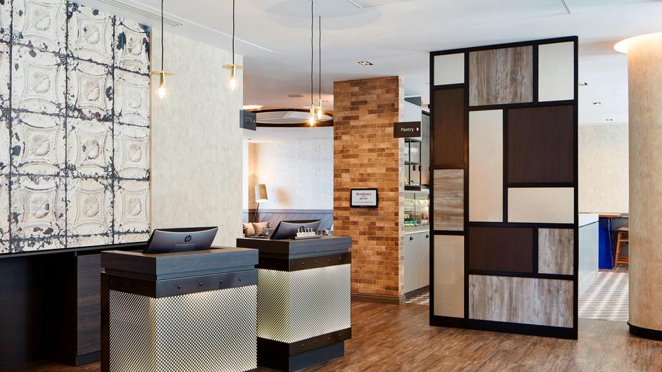 Residence Inn London Bridge Lobby