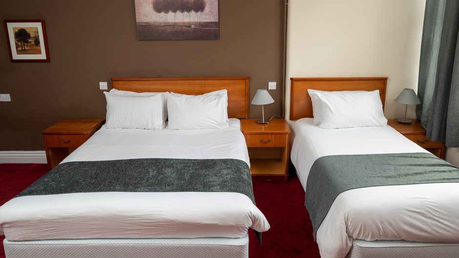The Bridge Inn Room