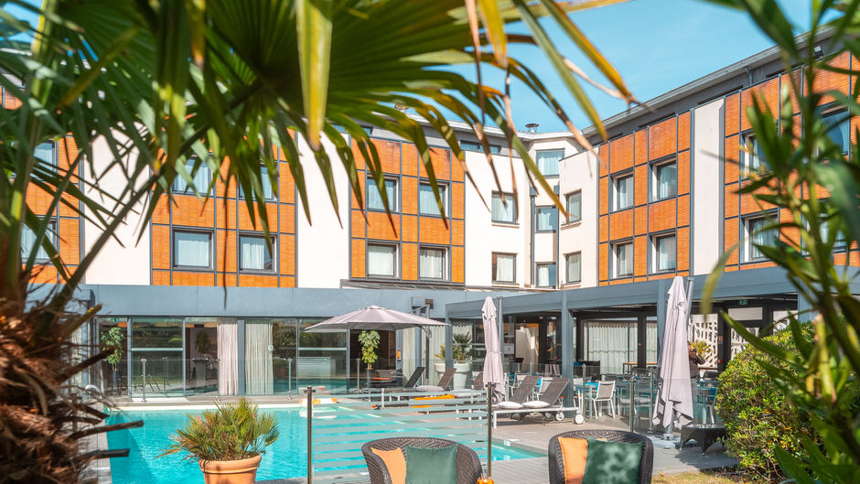 Holiday Inn Toulouse Airport Pool