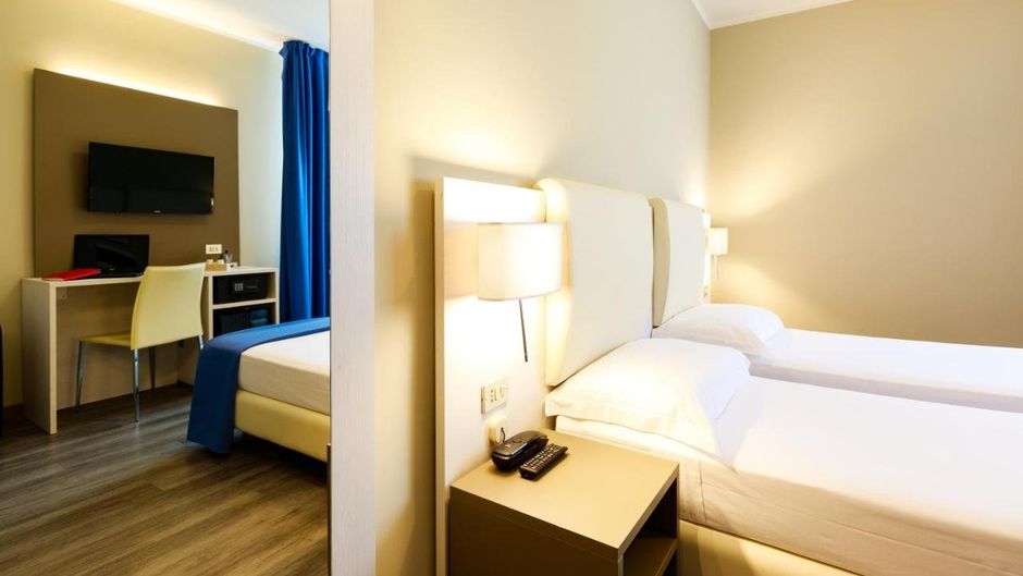 Hotel Oleggio Malpensa Room