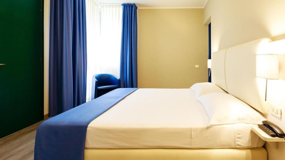 Hotel Oleggio Malpensa Room