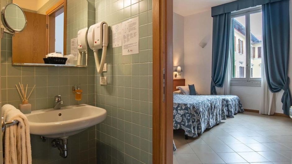 Hotel Bonifacio Room