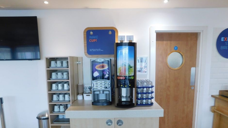 Holiday Inn Express Nuneaton Restaurant
