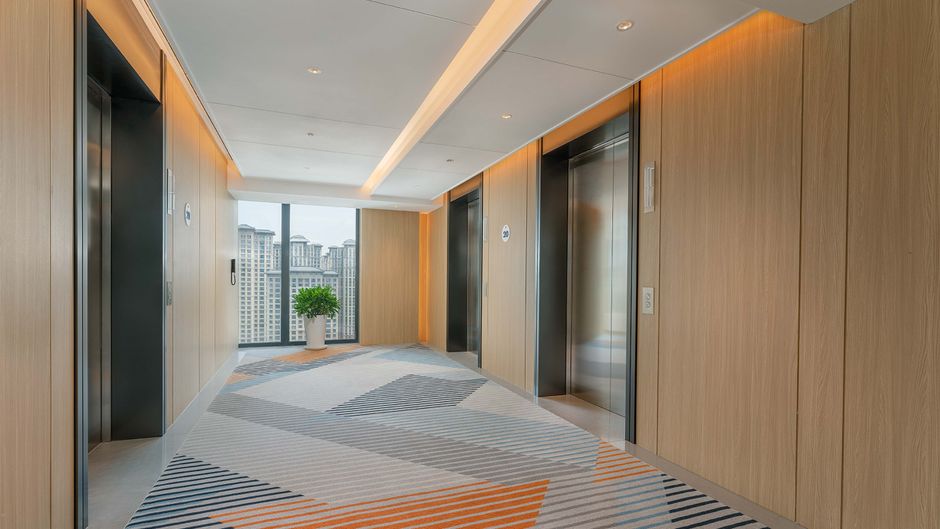 Holiday Inn Exp Daxing Lobby