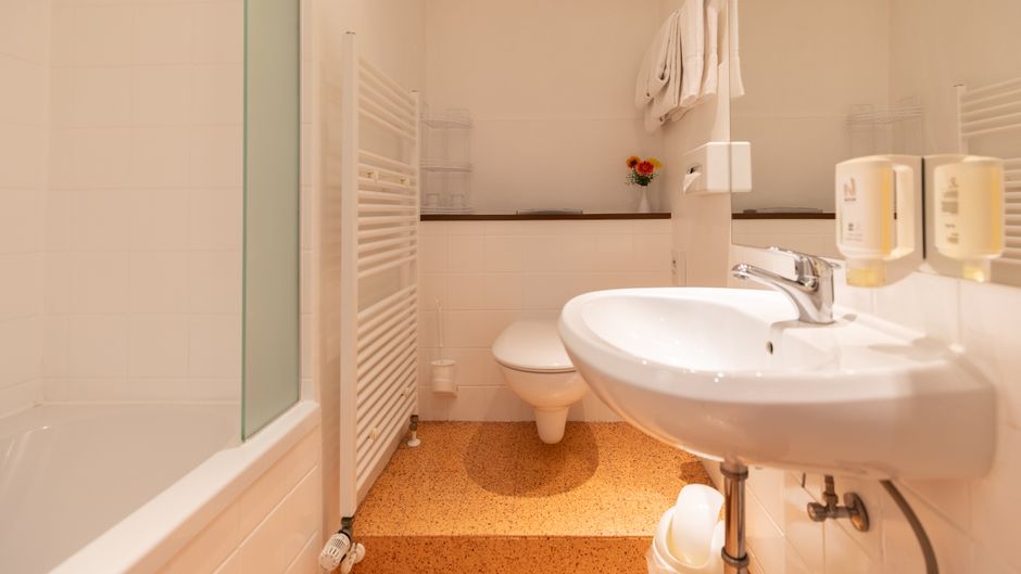 Novum Hotel Bremer Haus Room