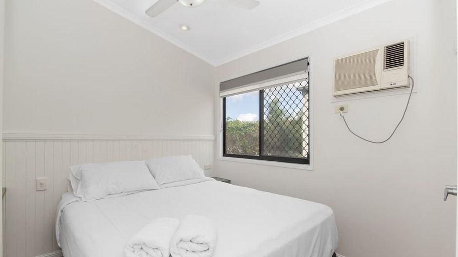 Cluden Park Motor Inn Room