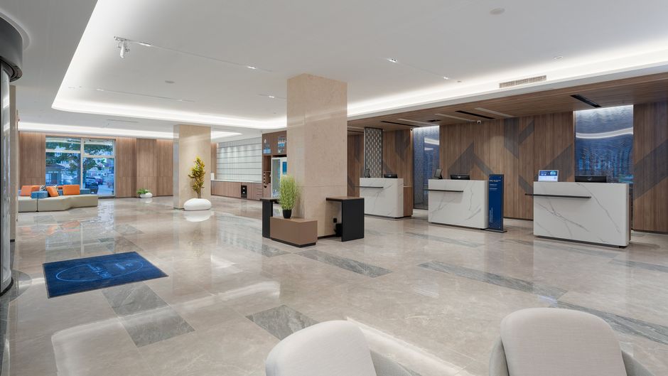 Holiday Inn Exp Shibei Exterior