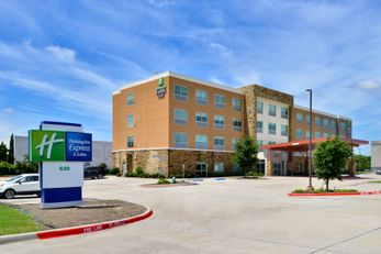 Holiday Inn Express & Suites-Wylie West