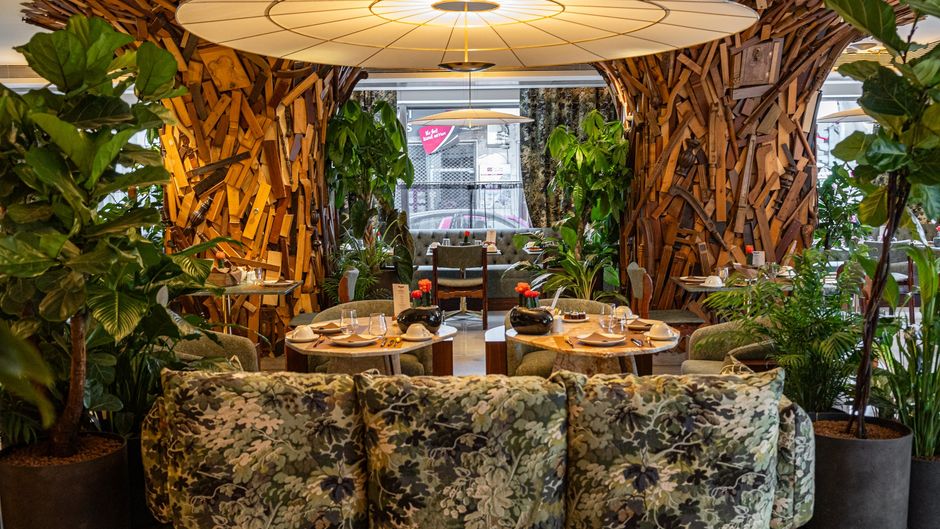NEW Hotel, a Member of Design Hotels Lobby