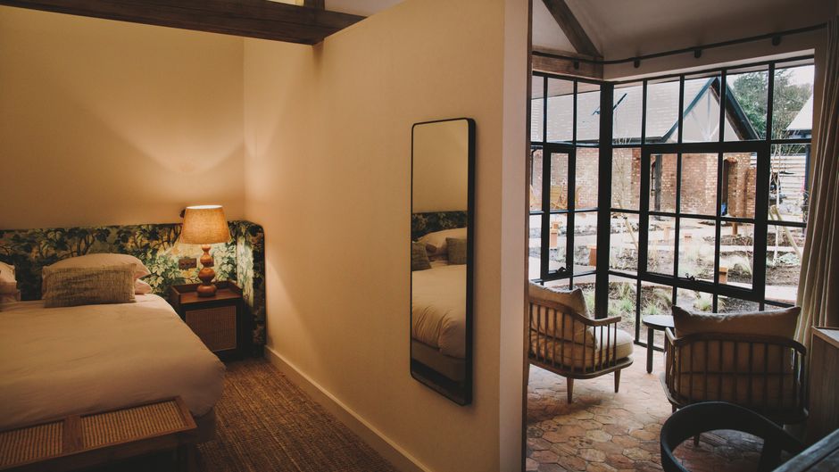 Hampton Manor Hotel Room