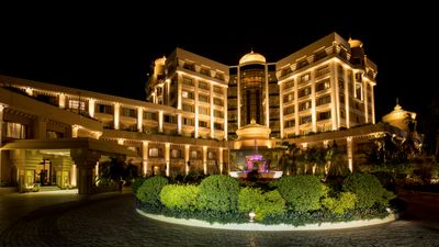 Hotel Swosti Premium