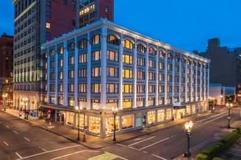Hi-lo Hotel, Autograph Collection