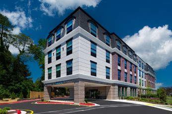Fairfield Inn & Suites by Marriott
