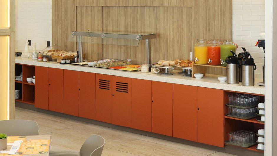 City Express Plus by Marriott Restaurant