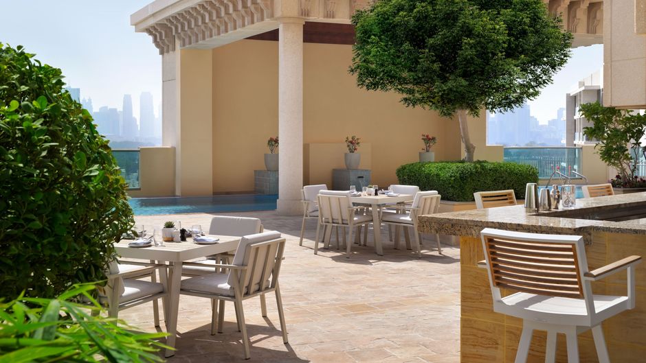 Marriott Executive Apts Dubai Al Jaddaf Pool