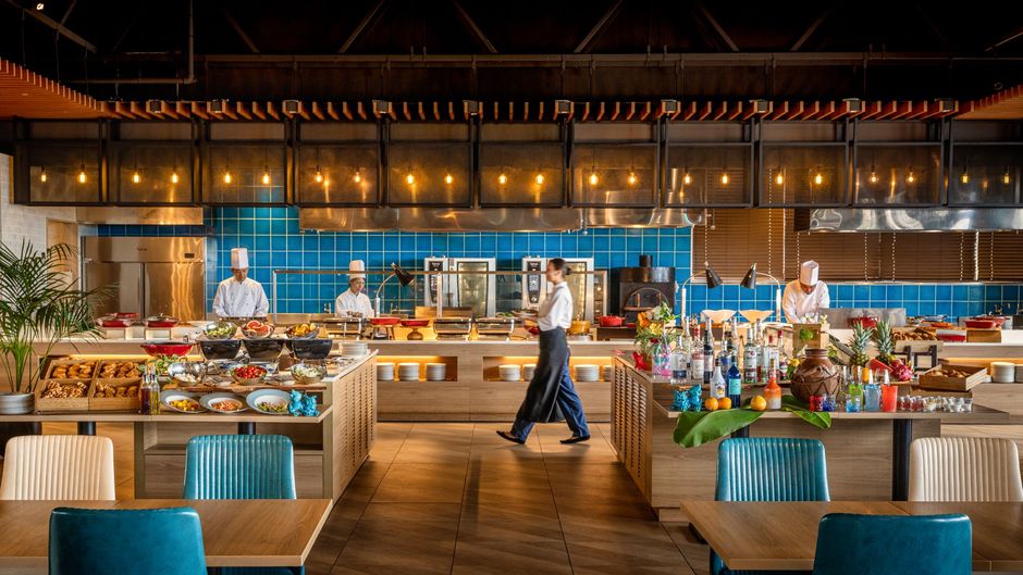 Oriental Hotel Okinawa Resort & Spa Restaurant