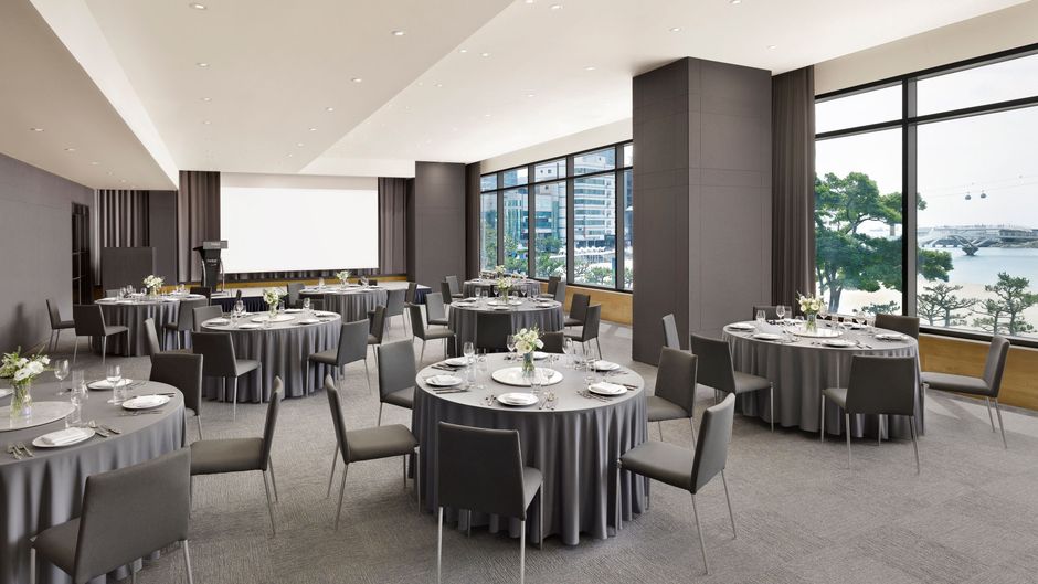 Fairfield by Marriott Busan Songdo Beach Beach