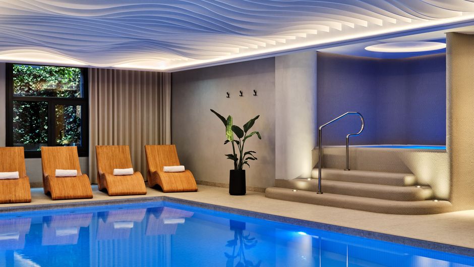 Sheraton Grand Krakow Pool
