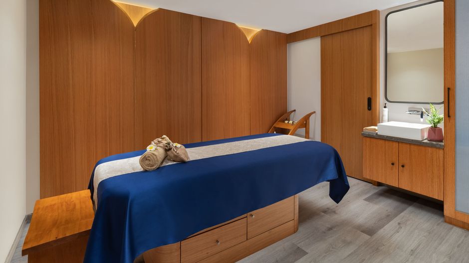 Courtyard Goa Colva Marriott Spa