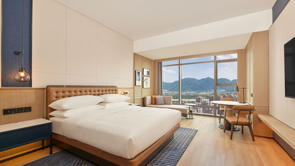 Four Points Linhai Room