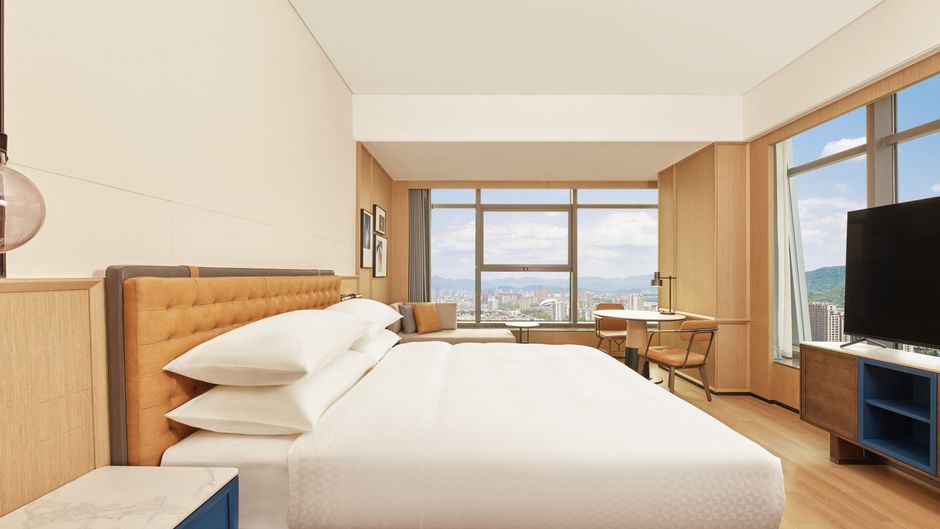 Four Points Linhai Room