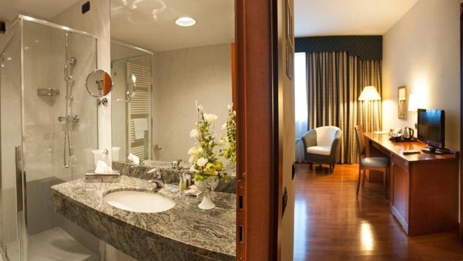 Hotel Cavalieri Room