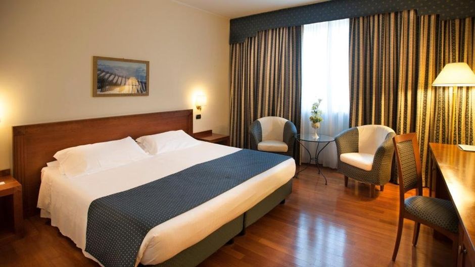 Hotel Cavalieri Room