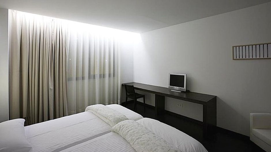 Hotel Eth Rioja Room