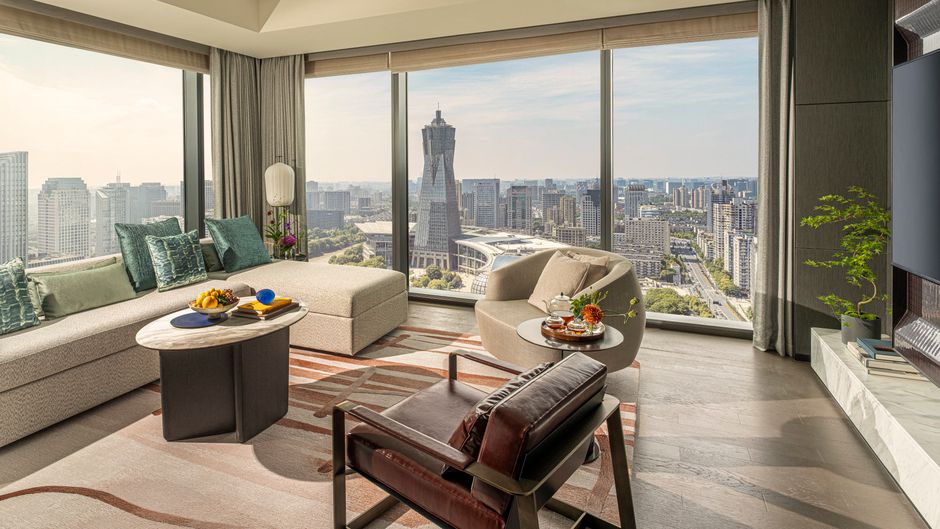 Four Seasons Hotel Hangzhou at Hangzhou Suite