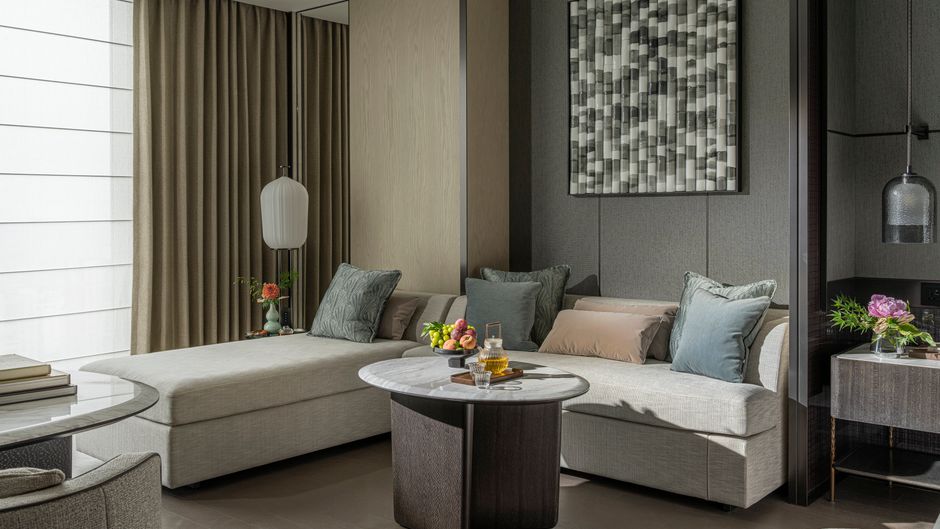 Four Seasons Hotel Hangzhou at Hangzhou Room