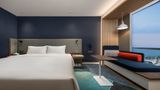 <b>Holiday Inn Express Silver Beach Room</b>. Virtual Tours powered by <a href="https://www.leonardoworldwide.com/" title="Leonardo Worldwide" target="_blank">Leonardo</a>.