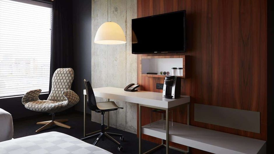 ALT Hotel Montreal Room