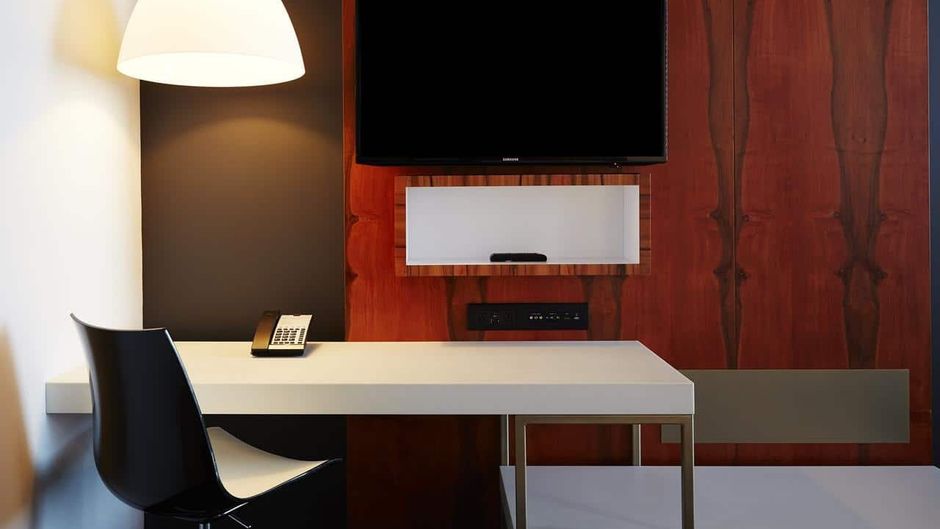 ALT Hotel Montreal Room