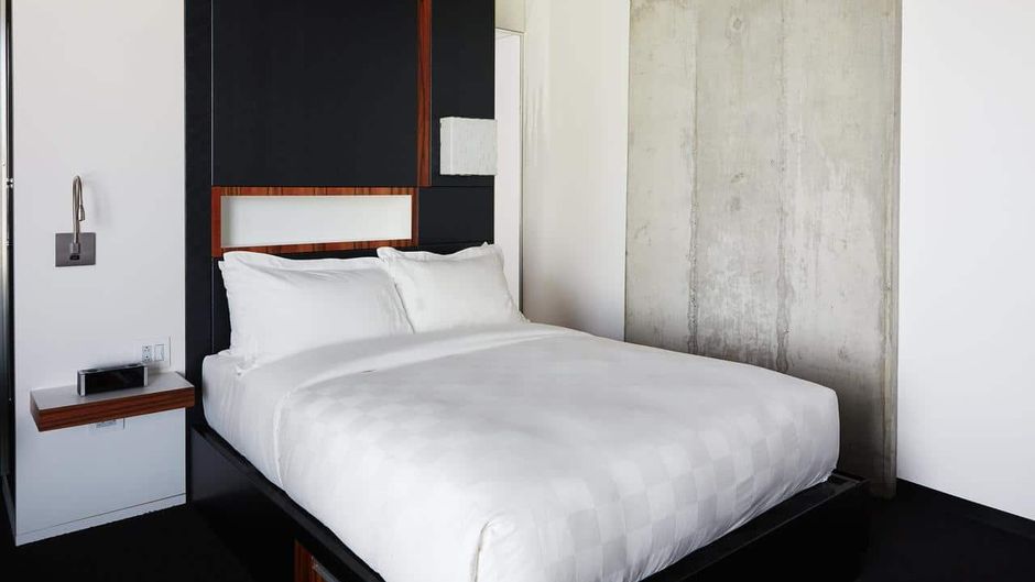 ALT Hotel Montreal Room