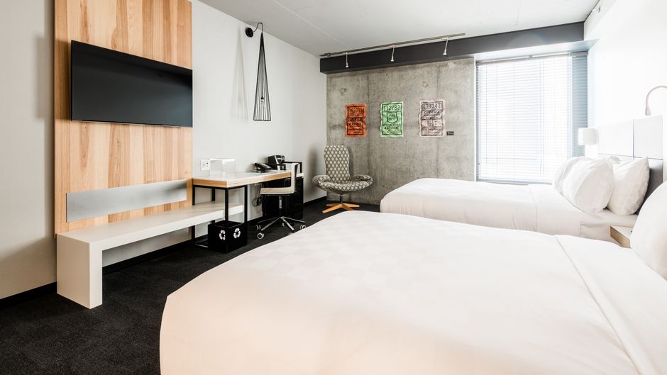 ALT Hotel Ottawa Room