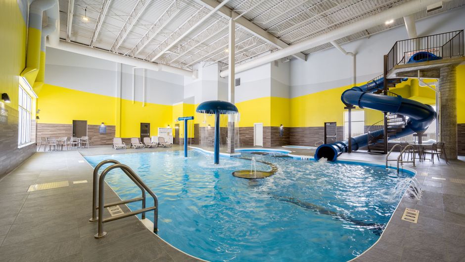 Fairfield Inn & Suites Winnipeg Pool