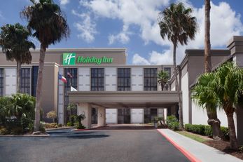 Holiday Inn Airport & Conf Center