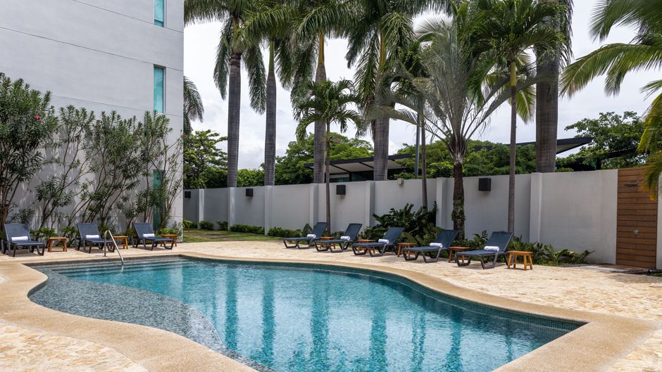 Holiday Inn Express San Jose Forum Pool